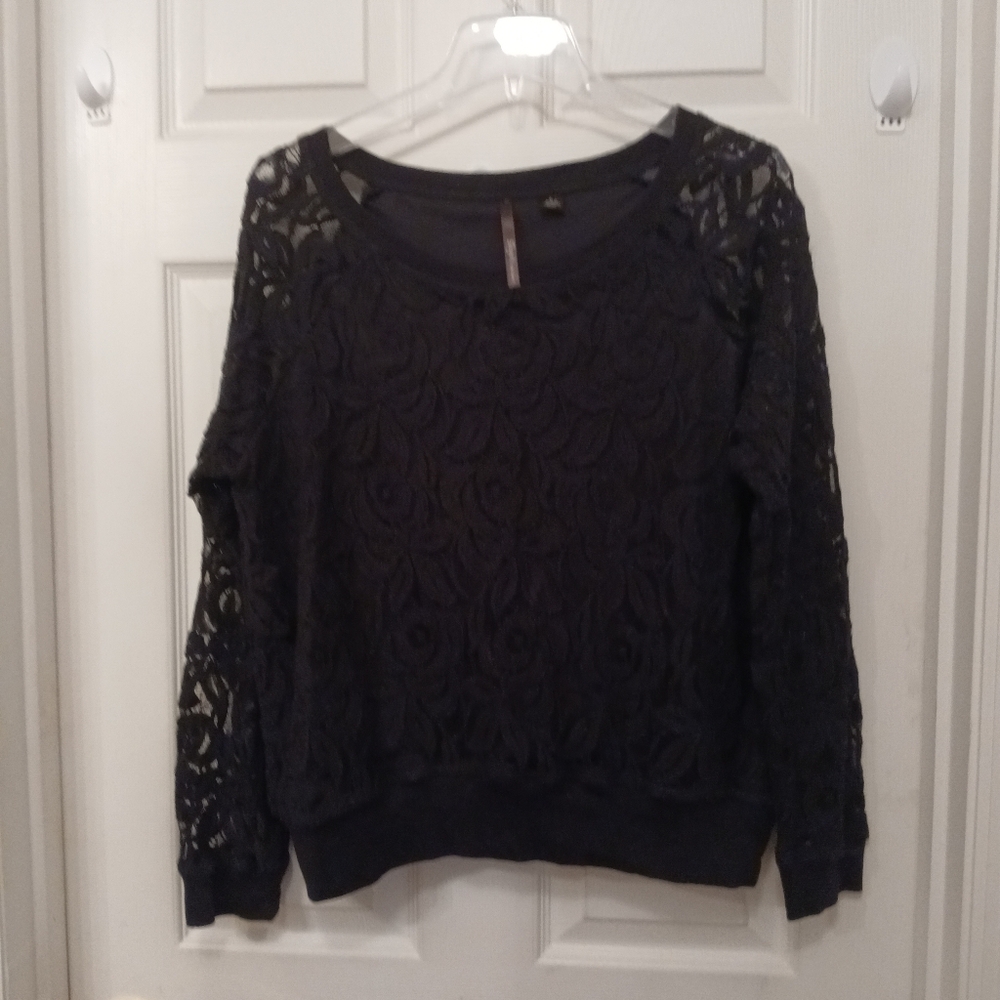 Skye's The Limit Top Women's Size L Lacey Black